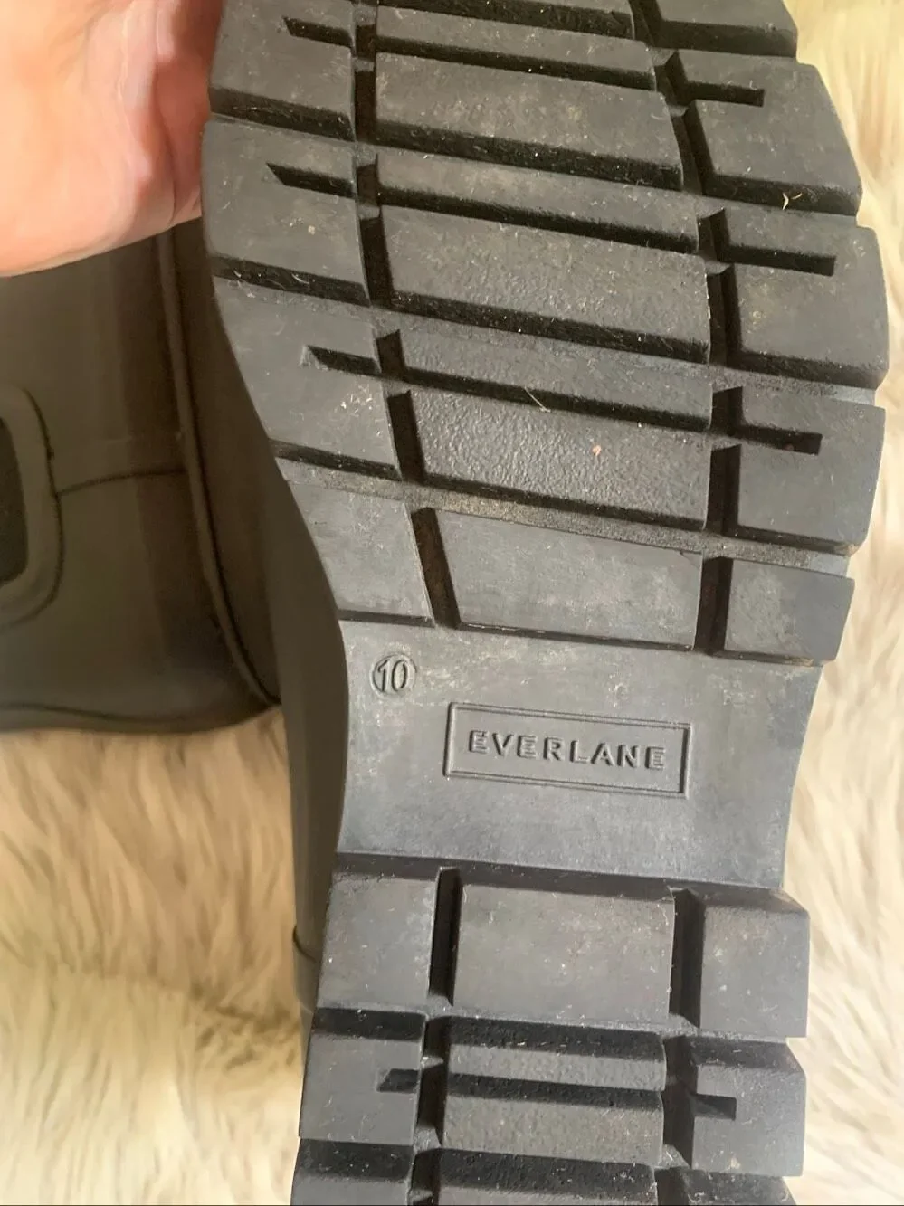 Everlane Black Chelsea Rain Boots Waterproof Lug Sole Size 10